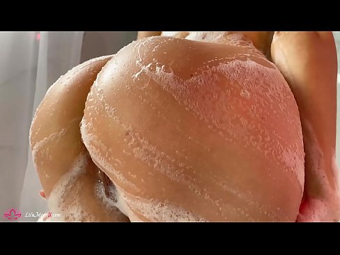 ❤️ Brunette Masturbates Pussy with Vibrator to Intense Orgasm in Shower Fucking video at en-gb.pornado-co.ru